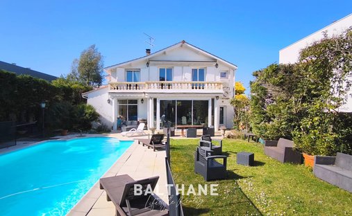 House in Jean Moulin, Le Bouscat, France 1