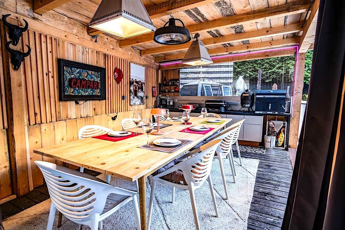 Chalet in Chamonix-Mont-Blanc, Auvergne-Rhône-Alpes, France 5 - 16015015