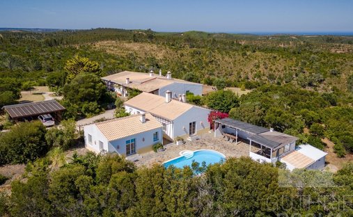 Farm Ranch in Bordeira, Algarve, Portugal 1