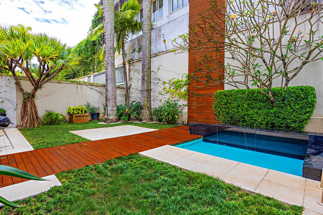 House in São Paulo, State of São Paulo, Brazil 2 - 15264353