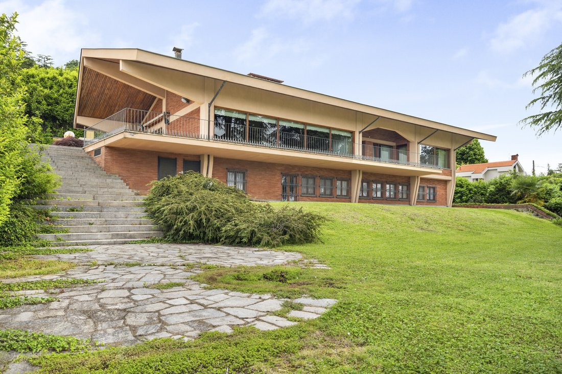 House in Pino Torinese, Piedmont, Italy 1 - 15697802