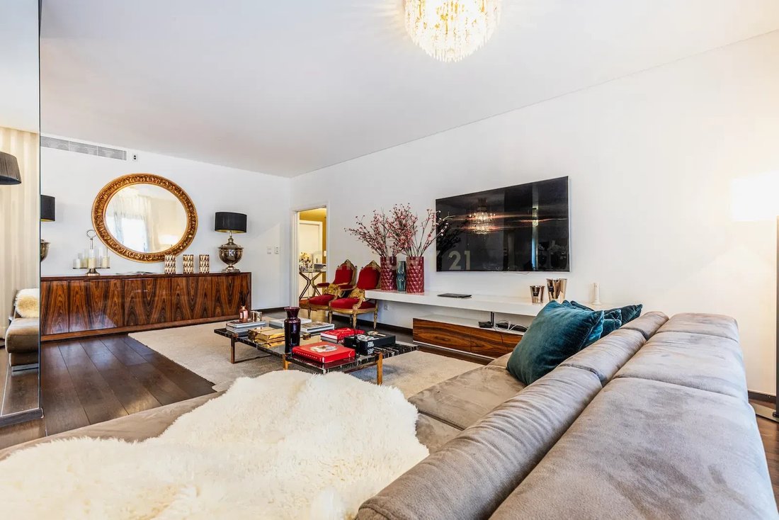Apartment in Moscavide e Portela, Lisbon, Portugal 5 - 15215761