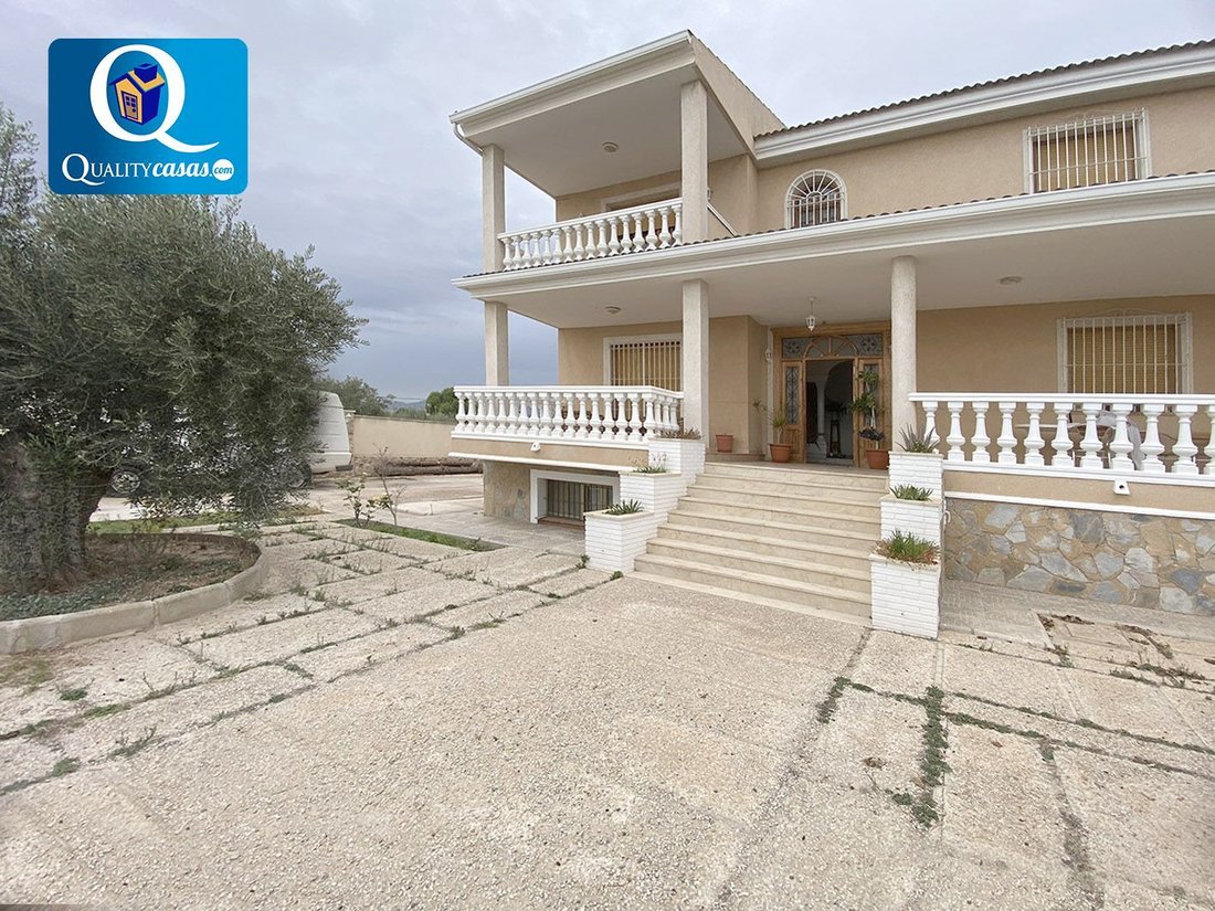 Villa in Mutxamel, Valencian Community, Spain 2 - 16015203