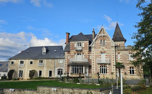 Estate in Loches, Centre-Val de Loire, France 1