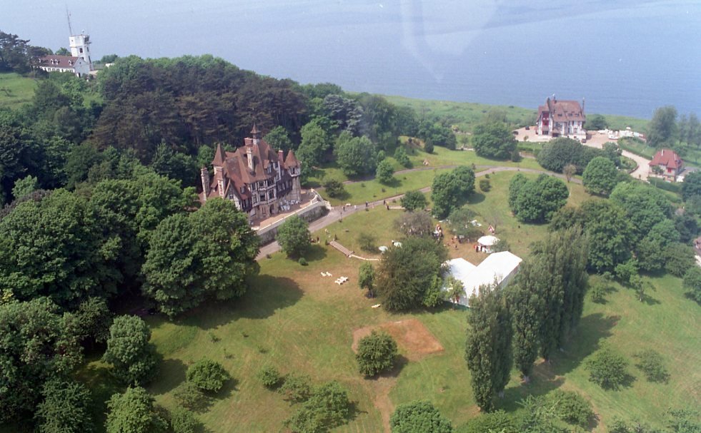 A King’s Whisper: Alphonse XIII’s Coastal Château in Deauville’s Golden Light