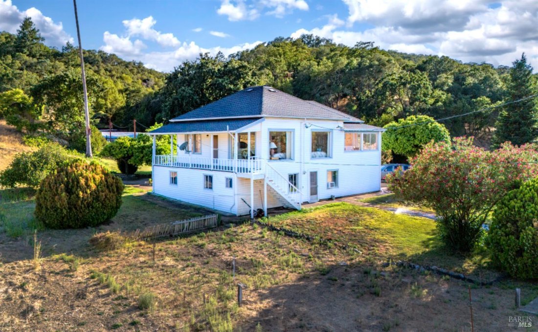 House in Cloverdale, California, United States 4 - 16014590