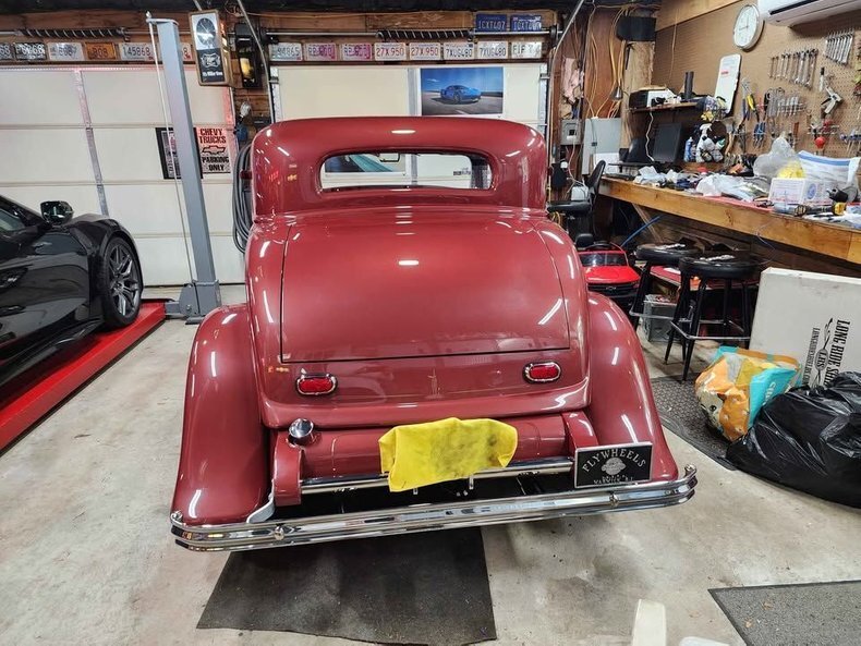 Coupe in Glendale, United States 4 - 16016232
