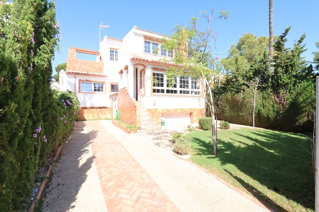 Chalet in Orihuela, Valencian Community, Spain 1 - 16016242