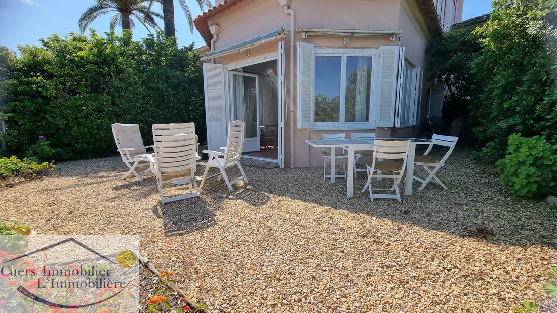 Apartment in Hyeres, Provence-Alpes-Côte d'Azur, France 2 - 15654140