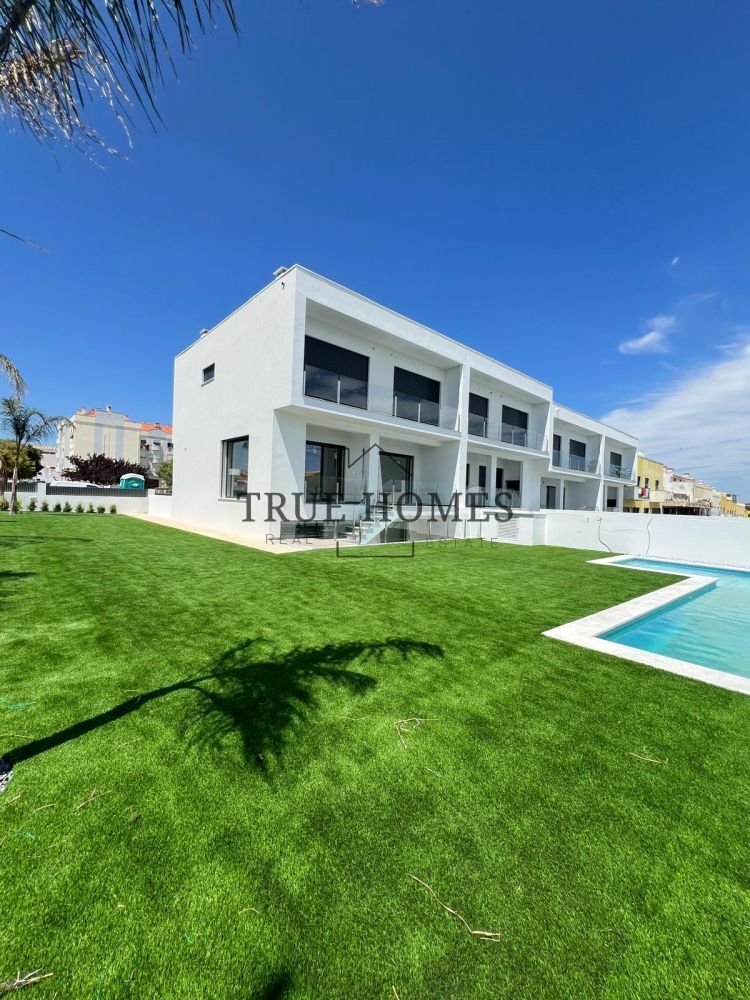 House in Almada, Cova da Piedade, Pragal e Cacilhas, Setubal, Portugal 3 - 16013922