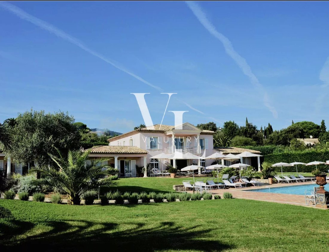 Villa in Grimaud, Provence-Alpes-Côte d'Azur, France 3 - 16013766