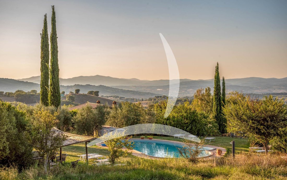Cinigiano, Tuscany, Italy 3 - 16015241