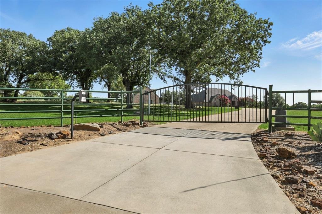 House in Pilot Point, Texas, United States 2 - 15746521