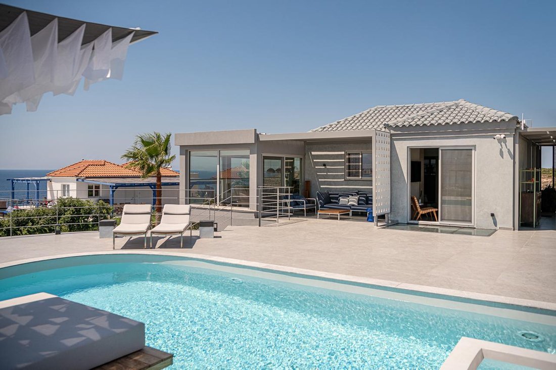 Villa in Crete, Greece 3 - 16013639