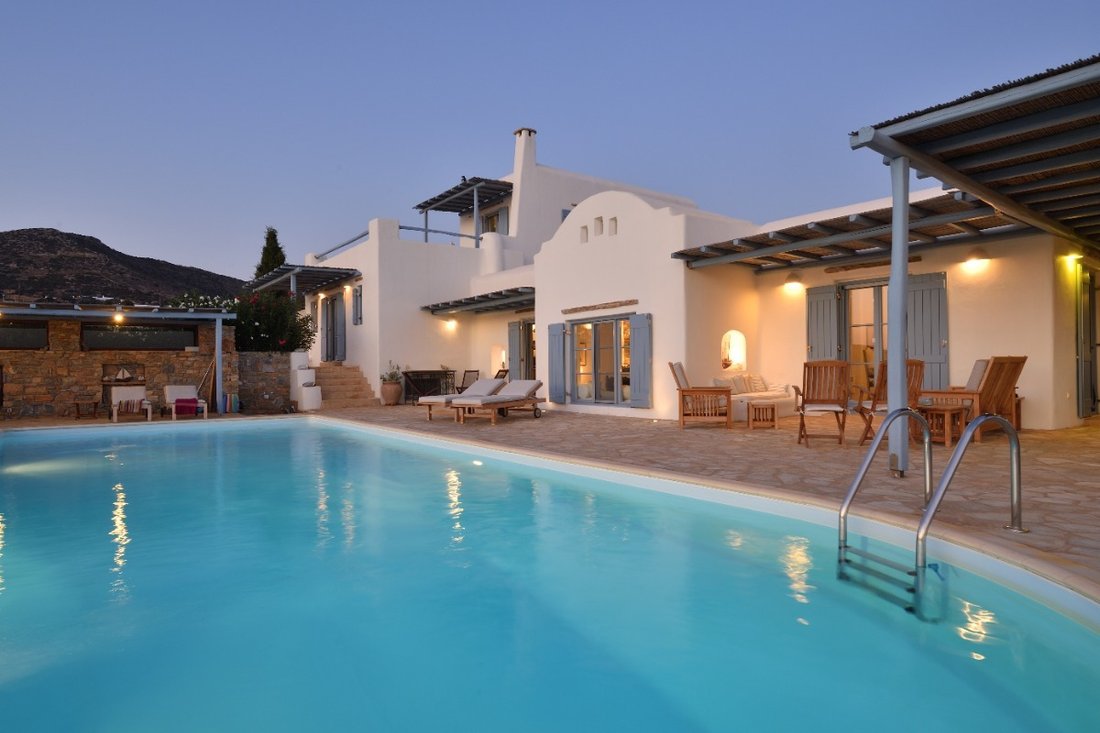 Villa in Paros, Aegean, Greece 2 - 16013637