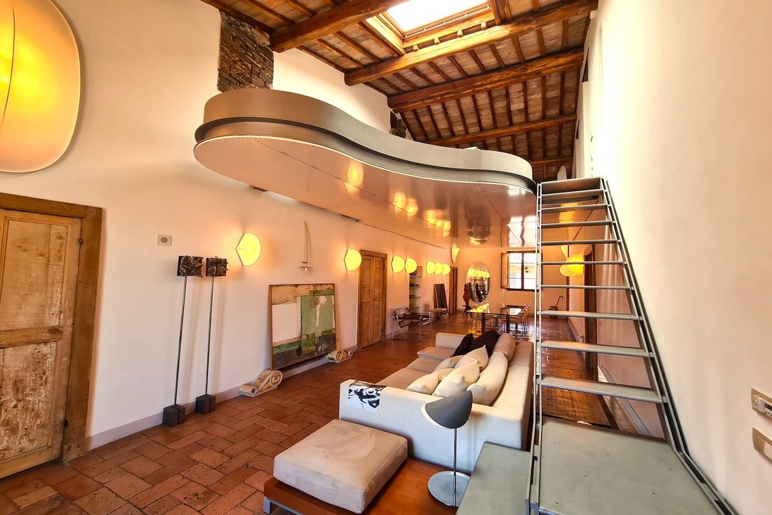 Apartment in Historic Center, Foligno, Umbria 4 - 16014843
