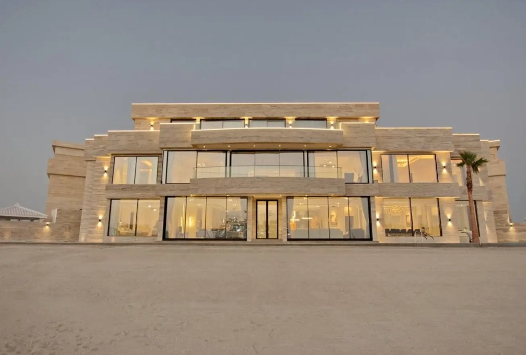 Villa in Palm Jumeirah, Dubai, United Arab Emirates 1 - 16013401