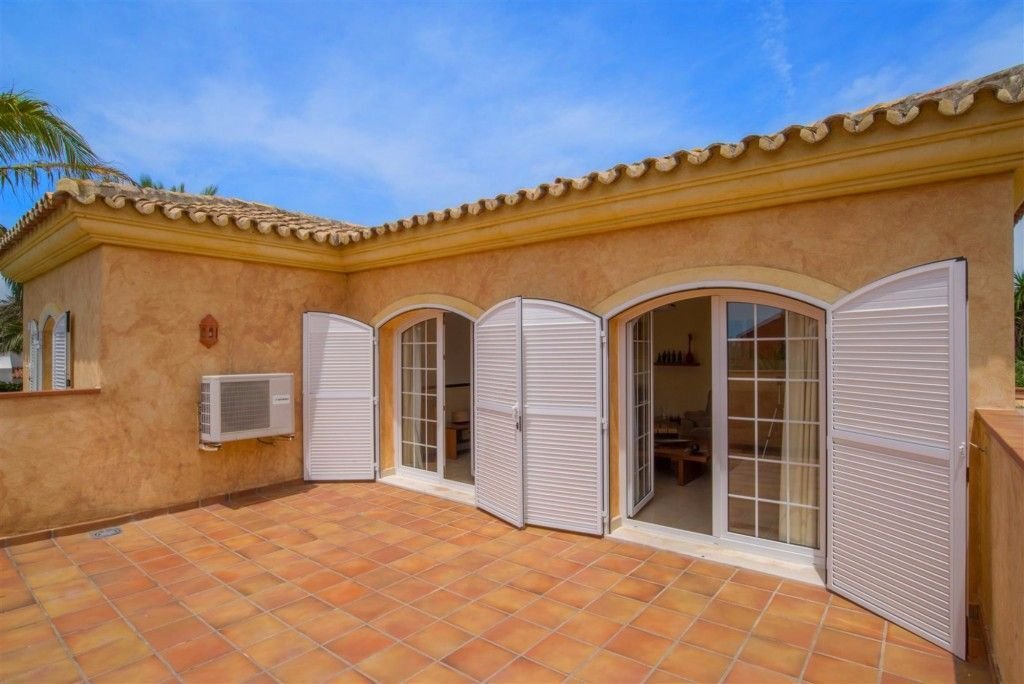 Villa in Elviria-Cabopino, Marbella, Spanien 5 - 16016118