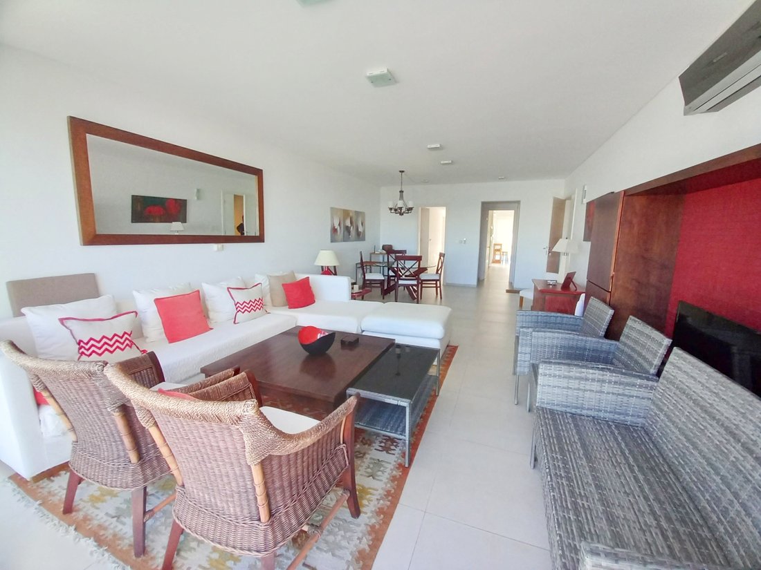 Apartment in Punta del Este, Maldonado Department, Uruguay 3 - 16015457