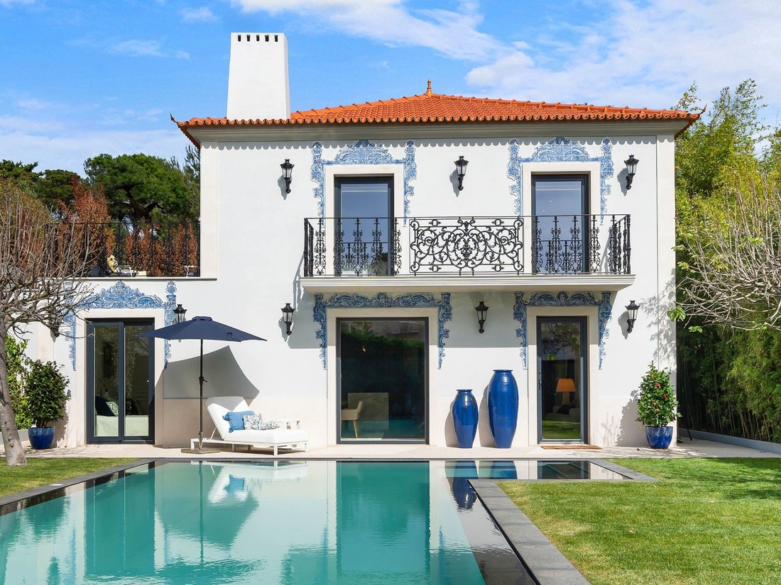 Villa in Cascais e Estoril, Lisbon, Portugal 1 - 16014575