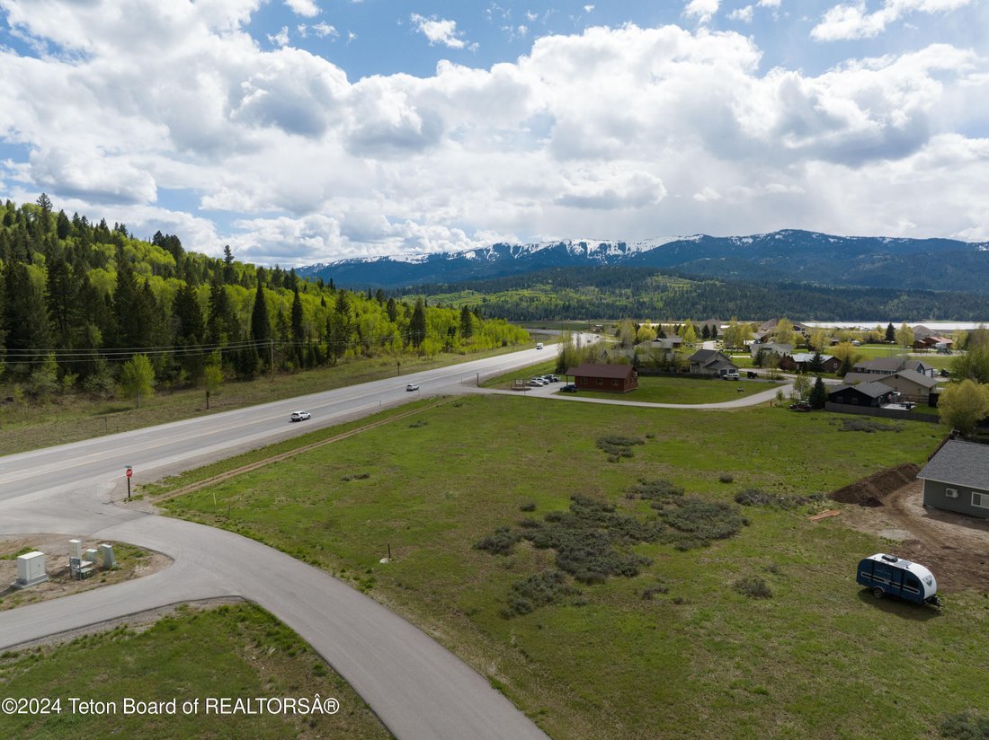 Land in Alpine, Wyoming, United States 1 - 16016772