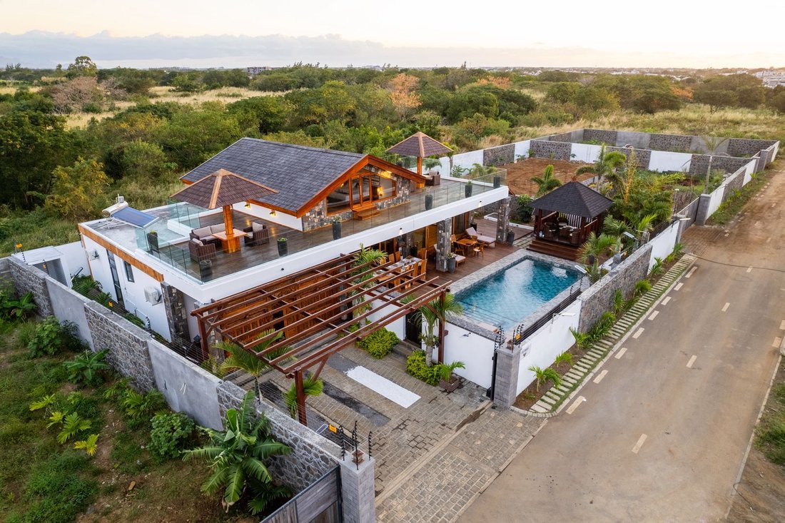 Villa in Grand Baie, Rivière du Rempart District, Mauritius 5 - 16017164