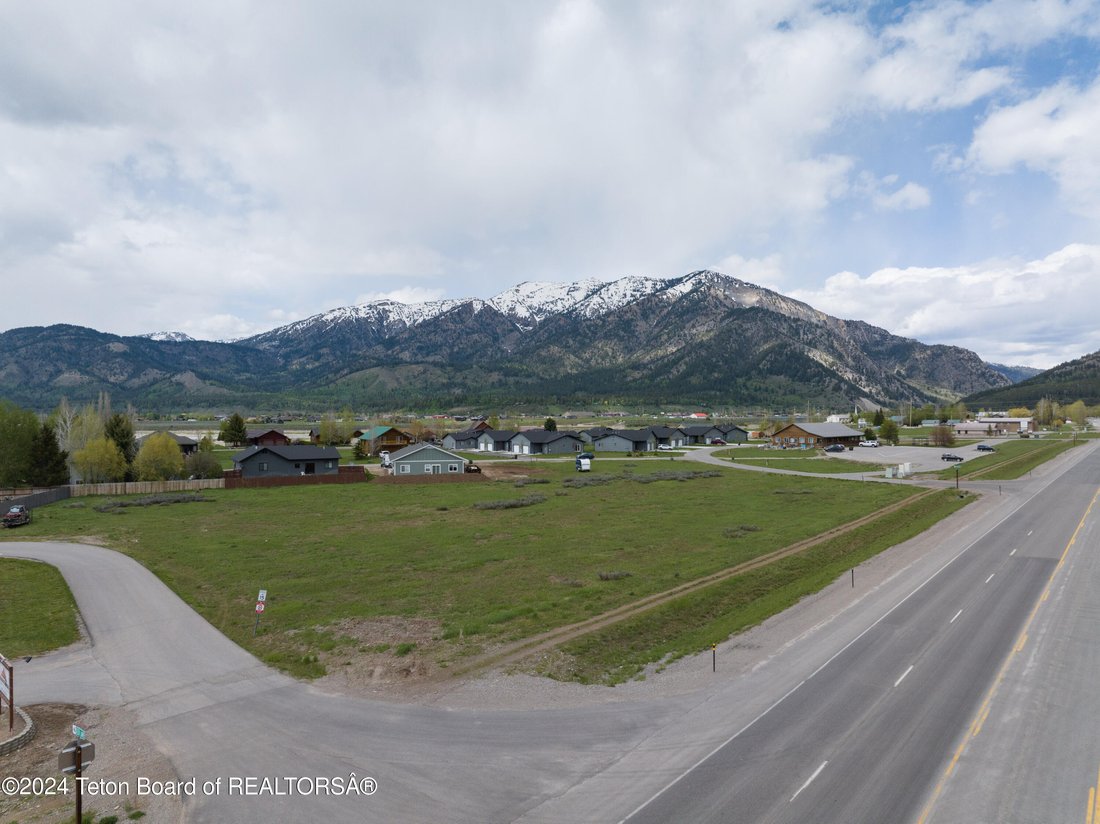 Land in Alpine, Wyoming, United States 5 - 16016772