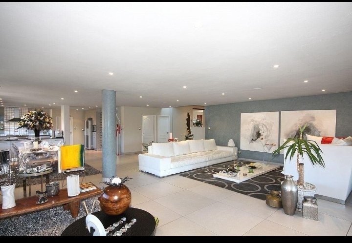 Apartment in Strathavon, Chislehurston, Gauteng 2 - 16017160