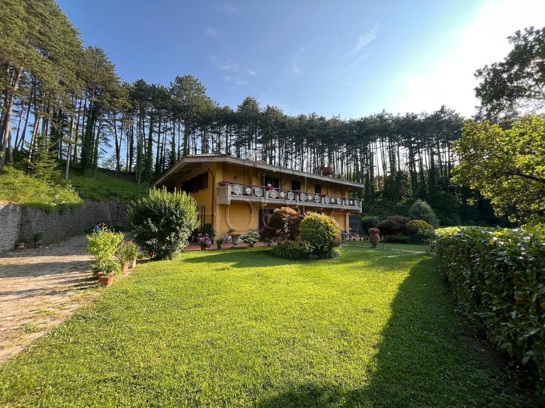 Country House in Palazzo del Pero, Arezzo, Tuscany 1 - 16017150