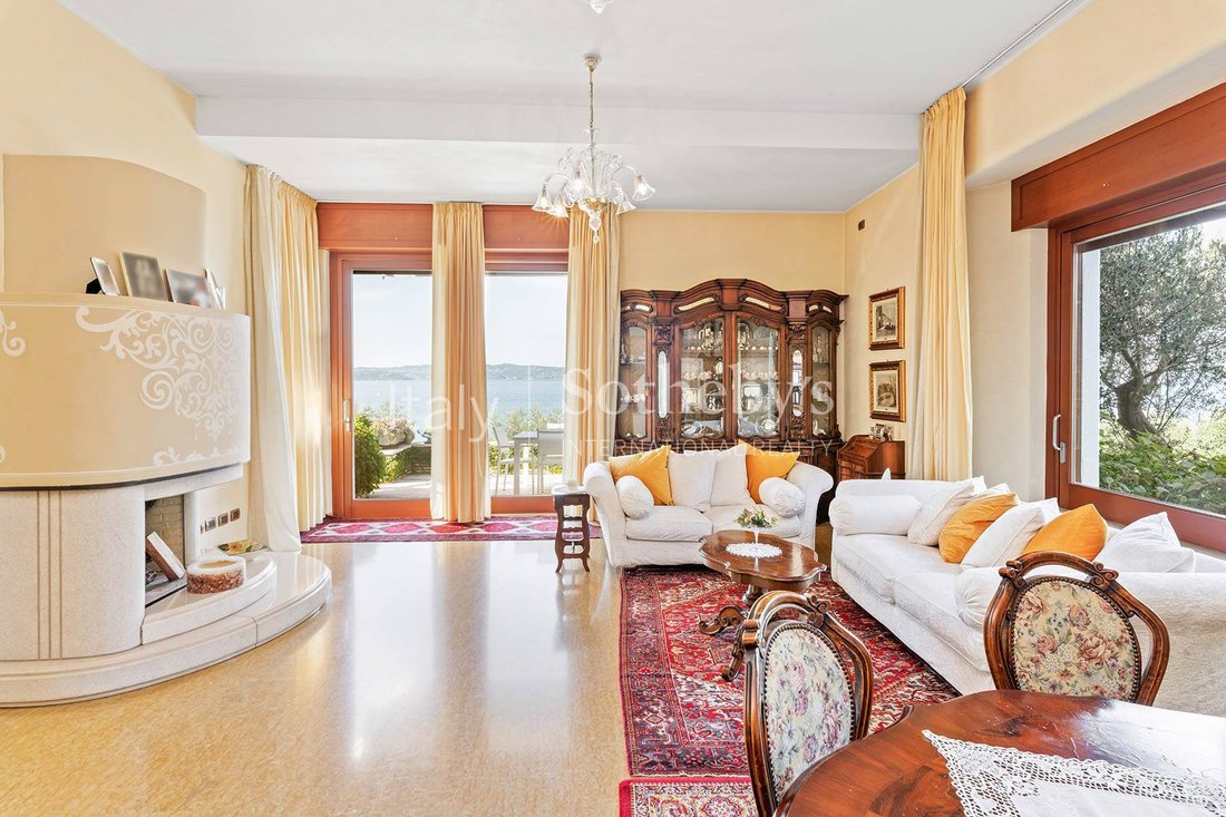 House in Center, Sirmione, Lombardy 5 - 16017191