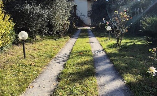 Tuscany| Historic Tuscan Castle With Land For Sale Near Florence