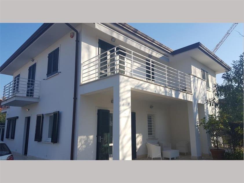 Villa in Center, Forte dei Marmi, Tuscany 1 - 15743575