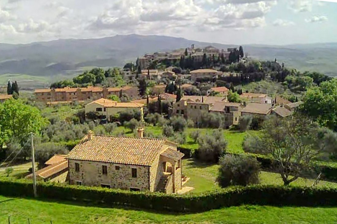 Villa in Montalcino, Tuscany, Italy 2 - 15913002