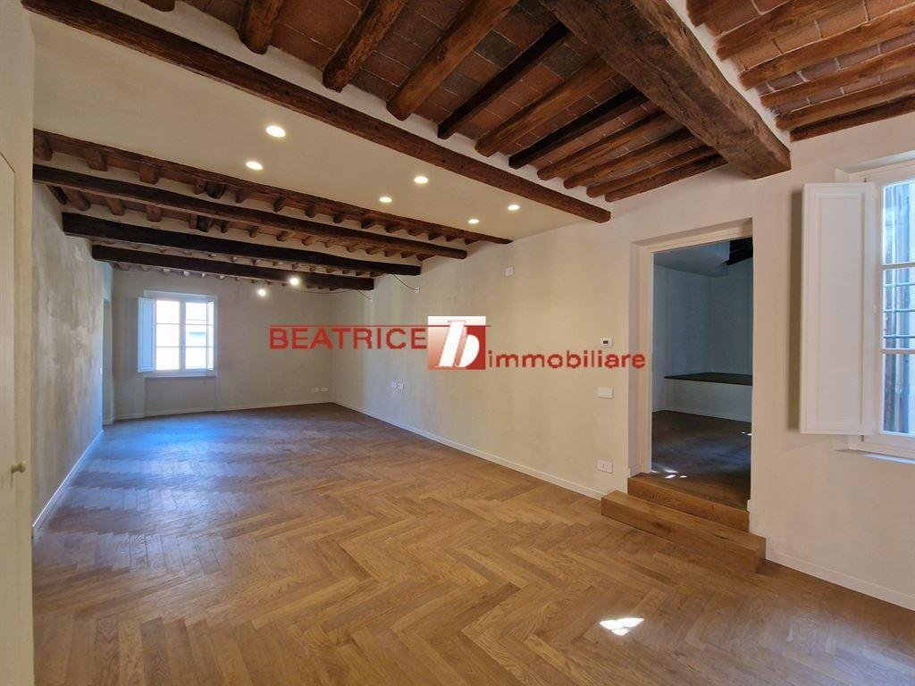 Apartment in Historic Center, Lucca, Tuscany 1 - 15828749