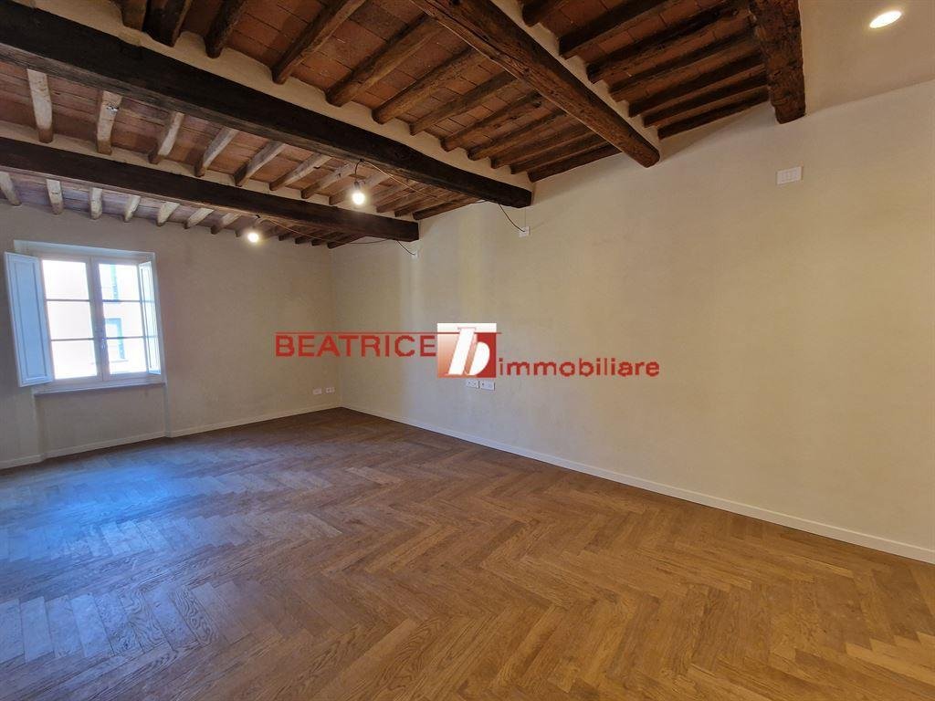 Apartment in Historic Center, Lucca, Tuscany 2 - 15828749