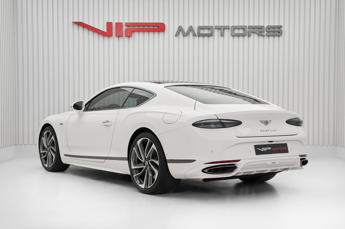 Sedan in Dubai, Dubai, United Arab Emirates 4 - 16017247