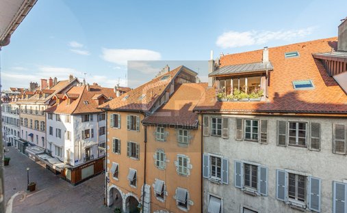 Penthouse in Galbert, Annecy, France 1