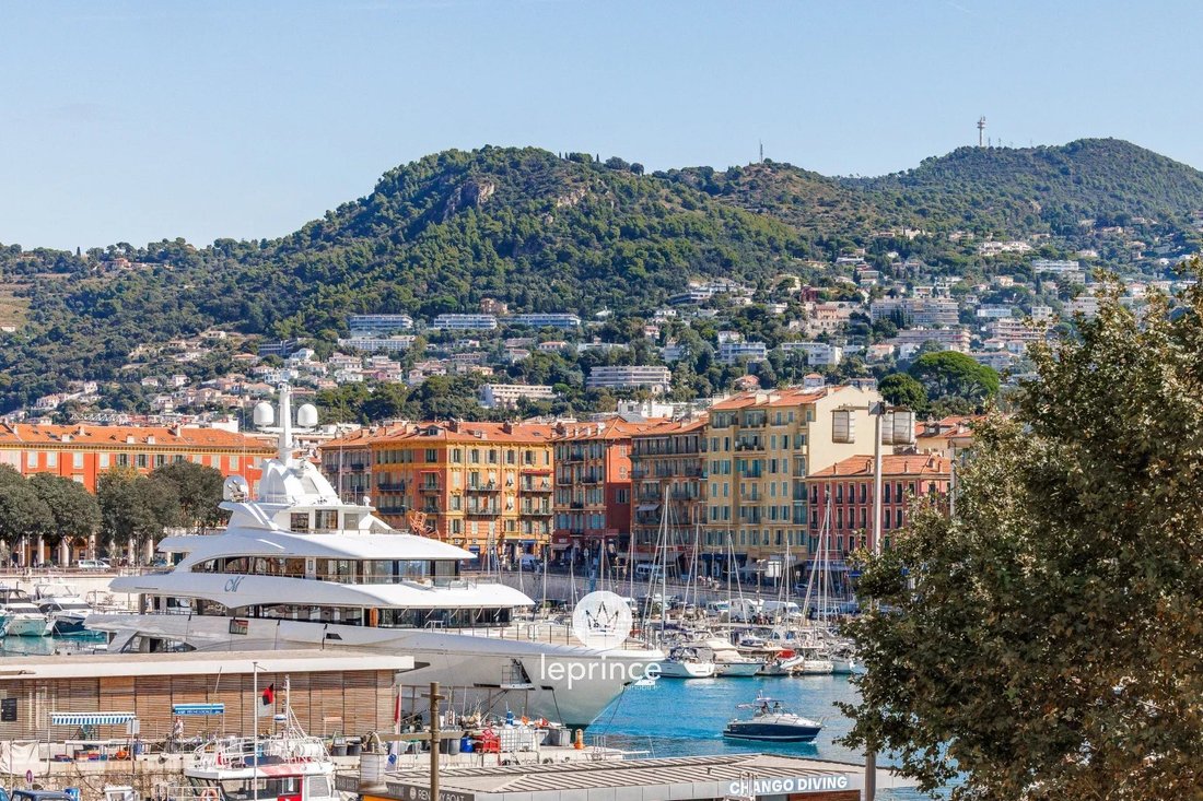 Apartment in Le Port, Nice, France 3 - 16017423