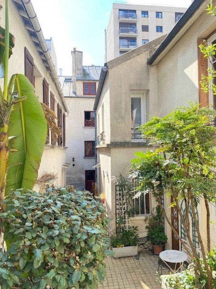 Apartment in Invalides, Paris 7e Arrondissement, Paris 3 - 15868802