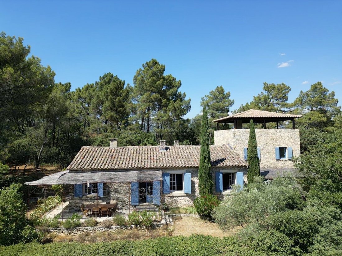 House in Gordes, Provence-Alpes-Côte d'Azur, France 2 - 15735705