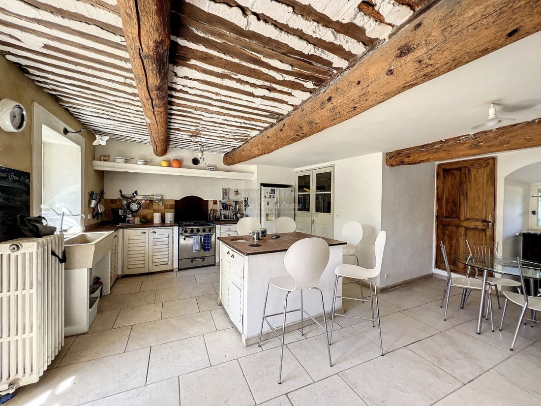 House in Robion, Provence-Alpes-Côte d'Azur, France 3 - 15735691
