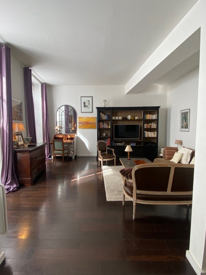 Apartment in Invalides, Paris 7e Arrondissement, Paris 4 - 15868573