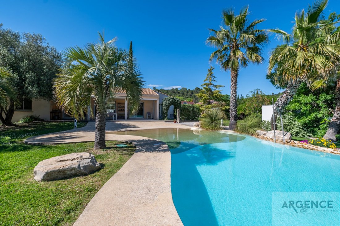 Villa in Saint-Mathieu-de-Treviers, Occitania, France 2 - 16012898
