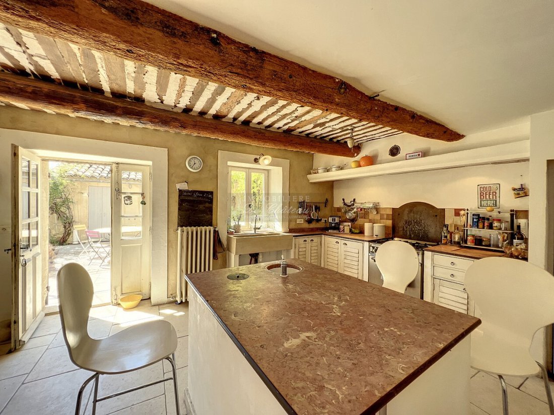 House in Robion, Provence-Alpes-Côte d'Azur, France 2 - 15735691
