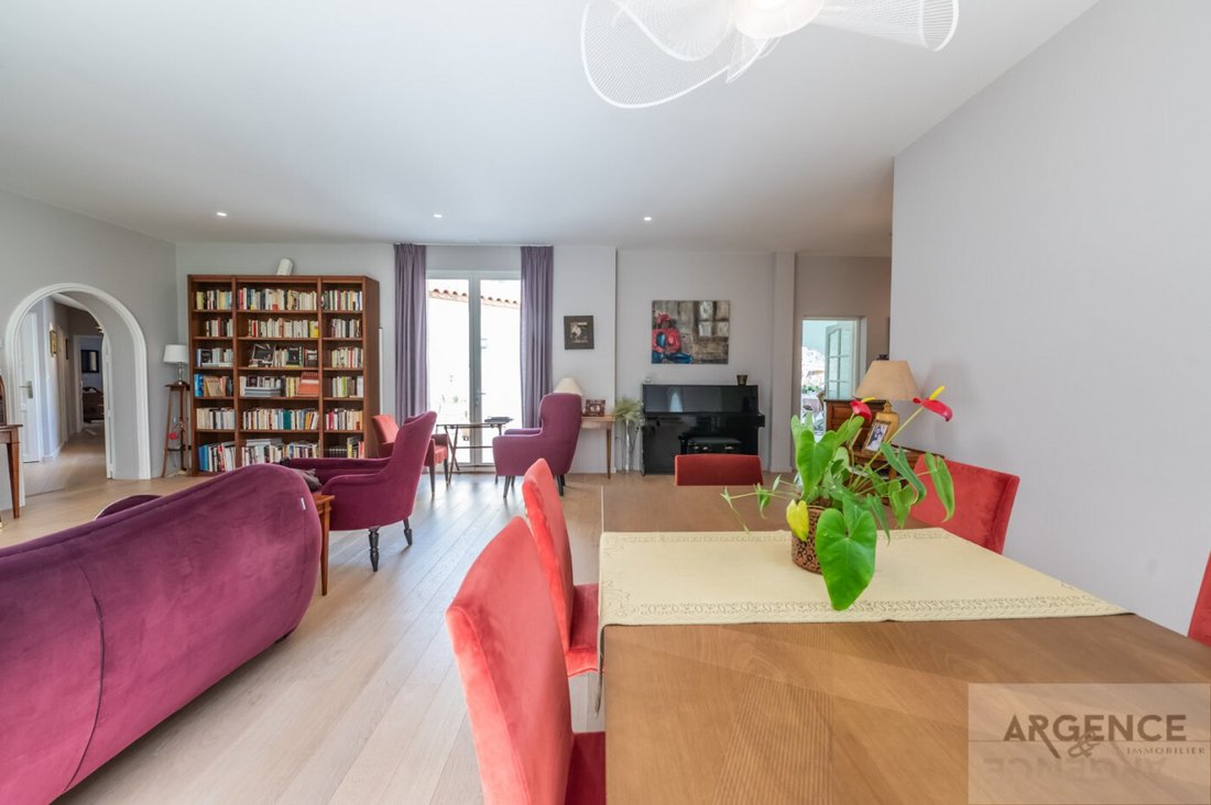 Villa in Montferrier-sur-Lez, Occitania, France 5 - 16012460