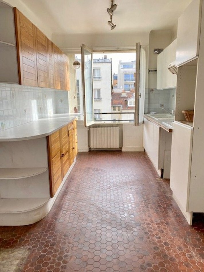 Apartment in Montorgueil-Saint Denis, Paris 2e Arrondissement, Paris 5 - 15868705