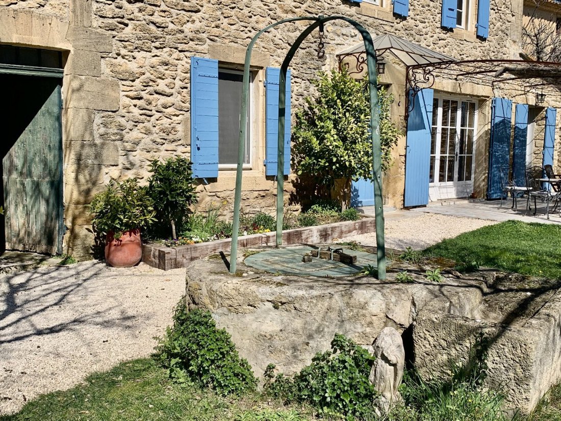 House in Cornillon-Confoux, Provence-Alpes-Côte d'Azur, France 3 - 15503859
