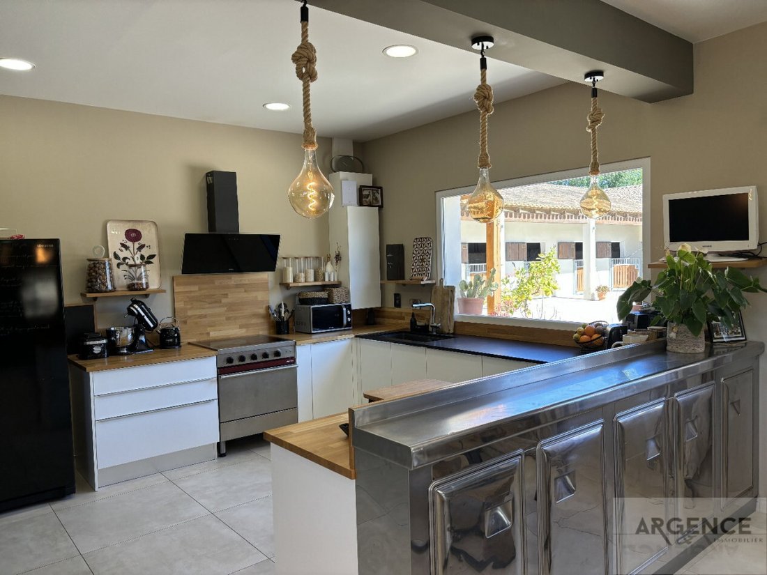 Château des Crinières: Where Equestrian Dreams Gallop Across Occitanie’s Golden Plains - 5