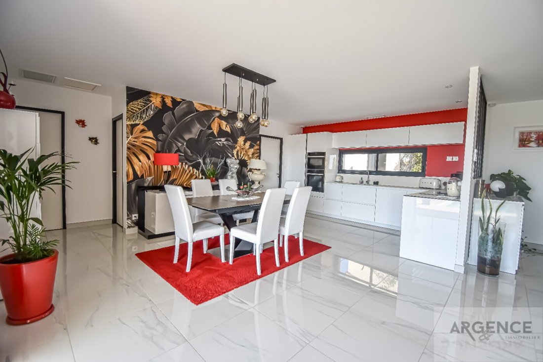House in Camplanier, Nimes, France 4 - 16013189