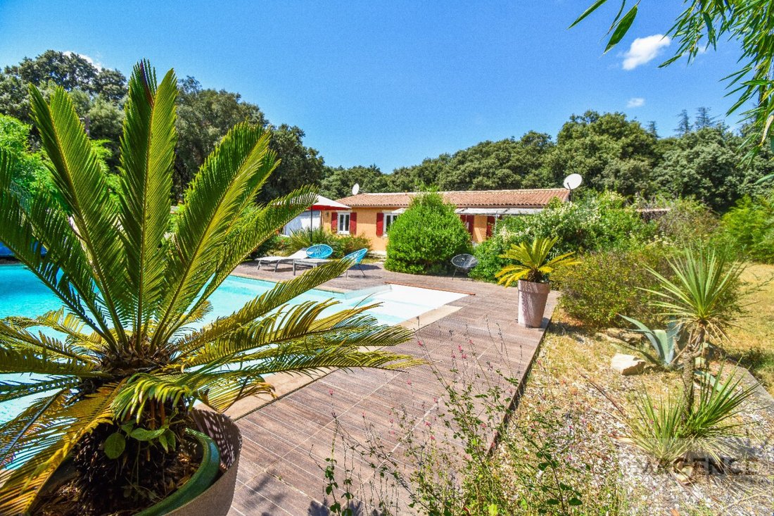 House in Camplanier, Nimes, France 4 - 16012644